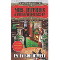 Mrs. Jeffries & the Mistletoe Mix-Up - Paperback