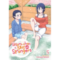 Hitomi-Chan Is Shy with Strangers Vol. 5 - Paperback
