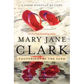 Footprints in the Sand: A Piper Donovan Mystery - Paperback