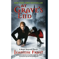 At Grave's End: A Night Huntress Novel - Paperback