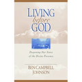Living Before God: Deepening Our Sense of the Divine Presence - Paperback